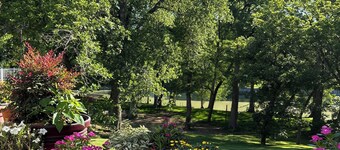 River front! Great for large Family gatherings!