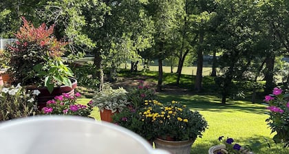 River front! Great for large Family gatherings!