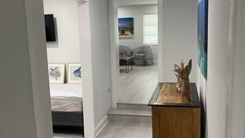 3 habitaciones y caja de seguridad en la habitación