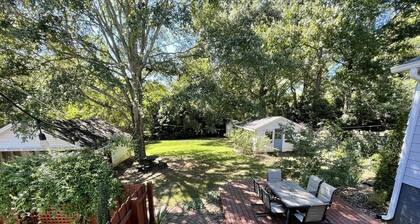 1920s Bungalow with private garden, close to downtown