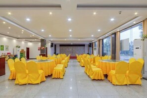 Restaurant - Towo Holiday Hotel (Miluo Dajing Lake) (Miluo)