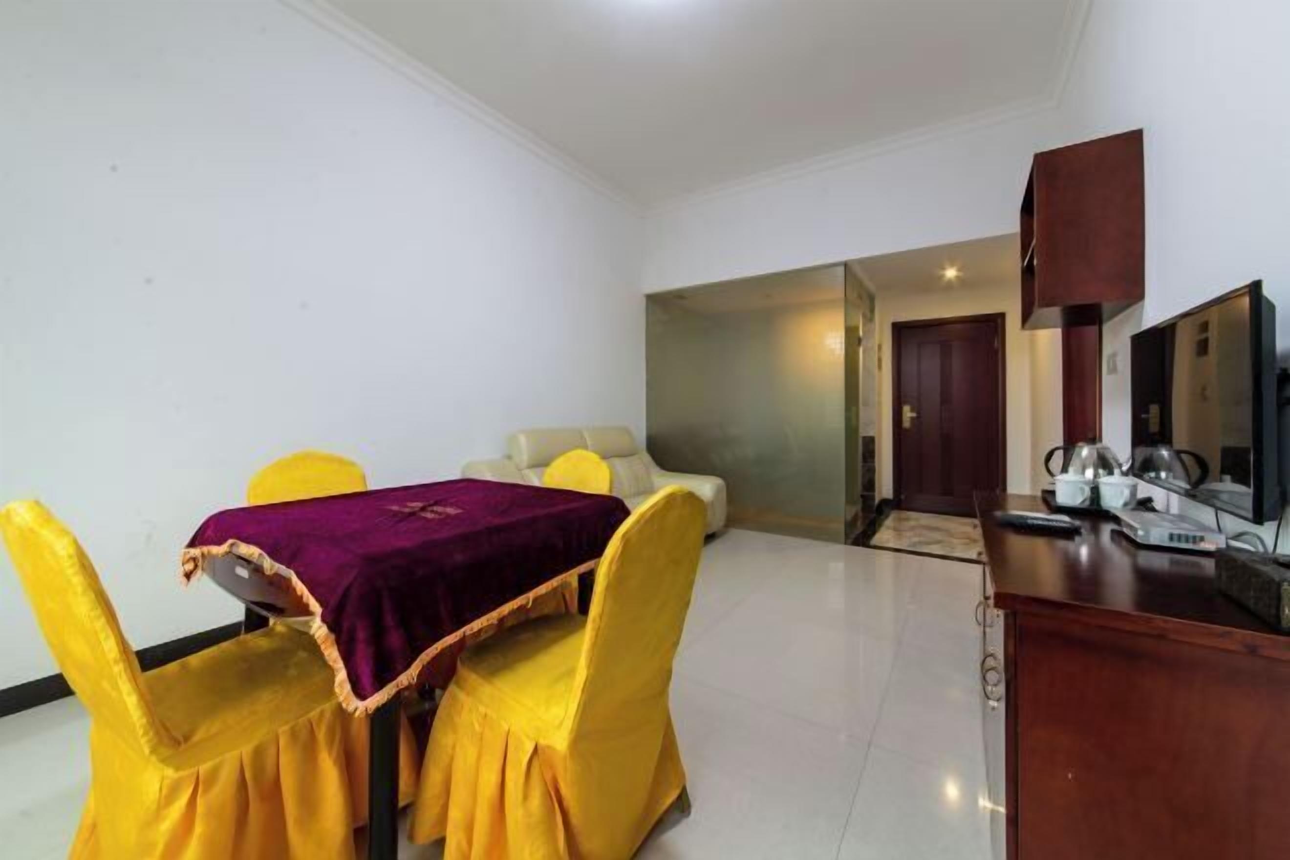 المنشأة من الداخل