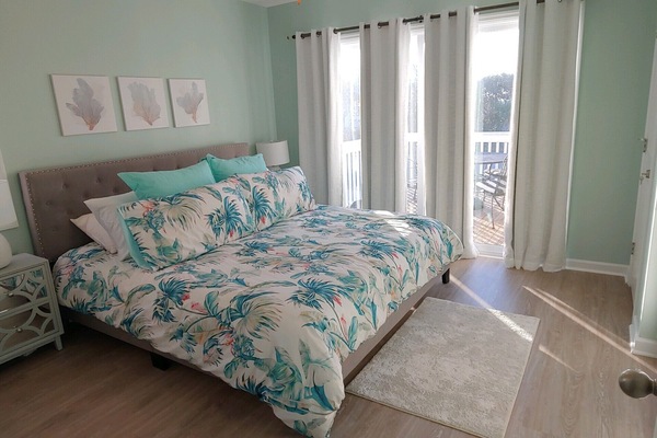 4 chambres, bureau, fer et planche Ă repasser, lit parapluie