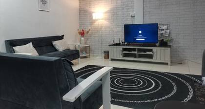 Affordable comfort -5 minutes from Sandakan Airport