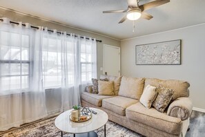 Télévision, table de tennis de table