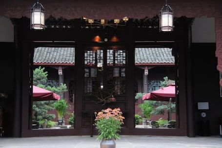 Interior. Xinglong Street Courtyard Hostel