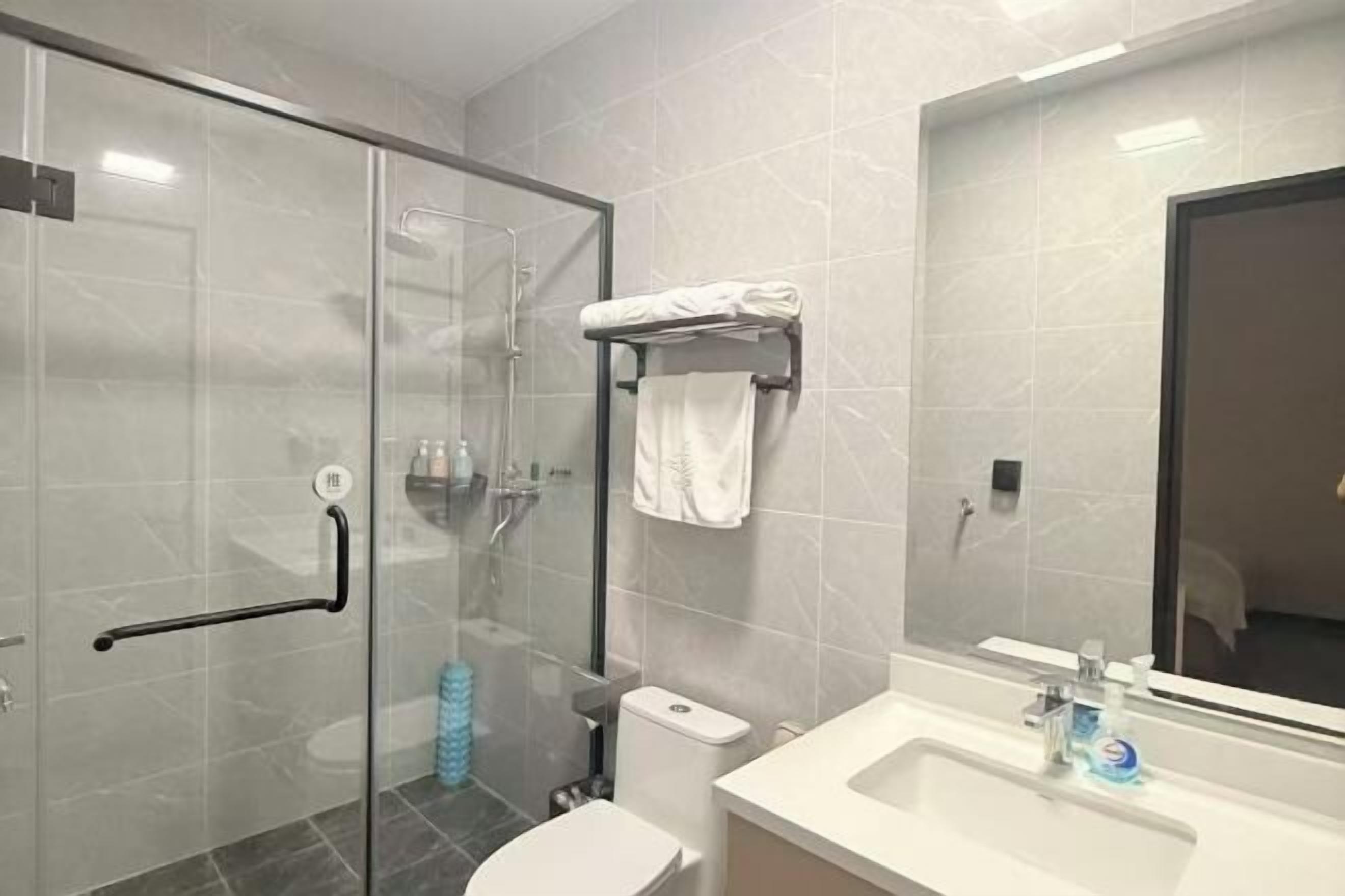 Escrivaninha, berços