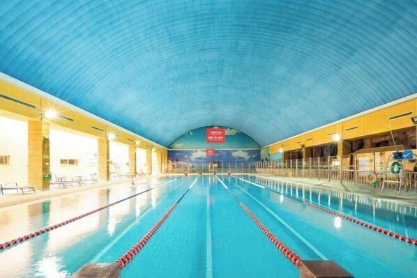 Piscine couverte