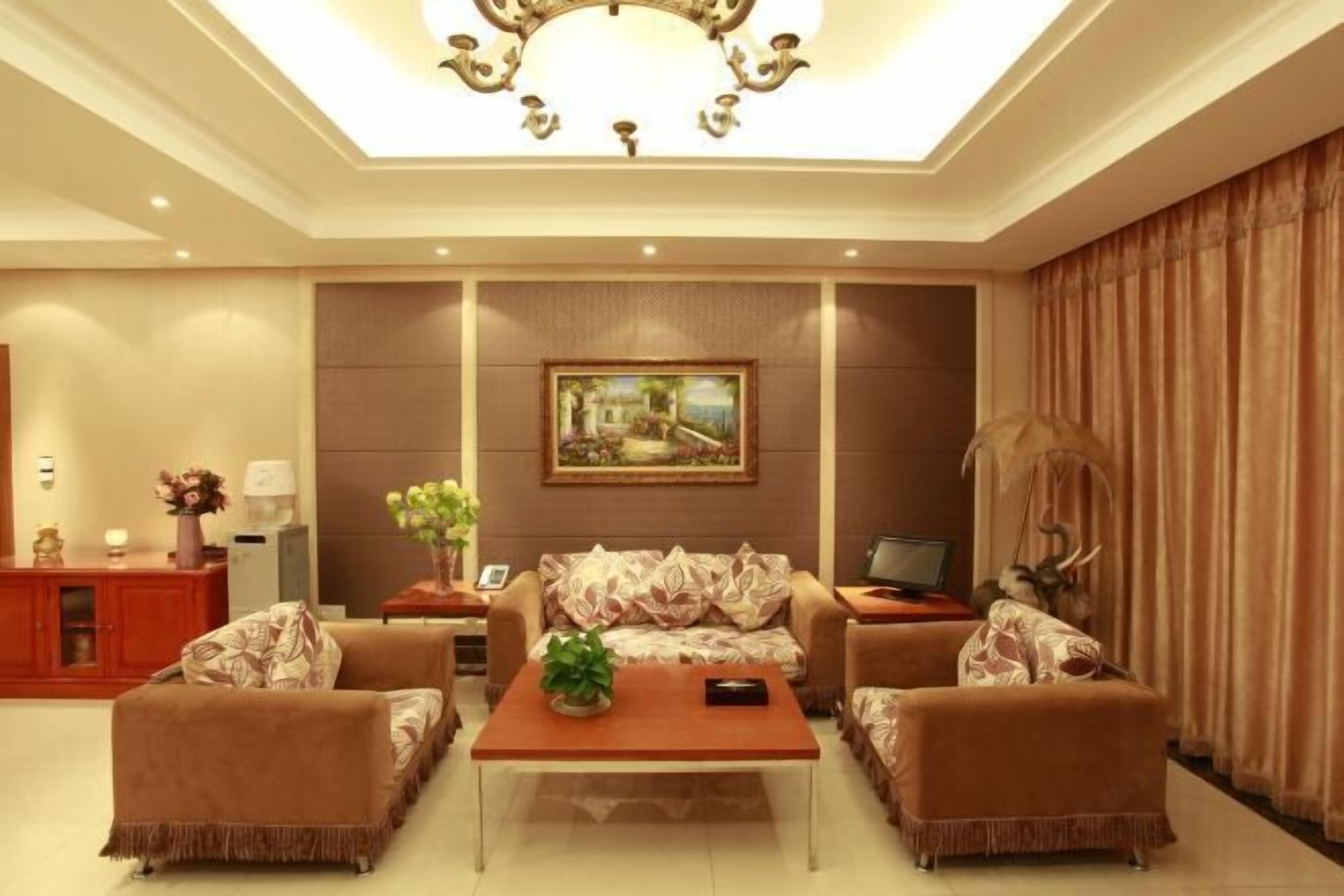 Escrivaninha, berços