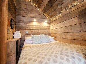 1 Schlafzimmer, individuell dekoriert, individuell eingerichtet