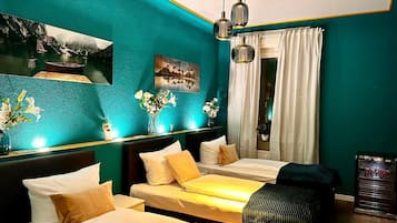 2 bedrooms, desk, free WiFi, bed sheets