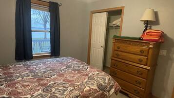 2 soveværelser, strygejern/strygebræt, weekendseng, gratis Wi-Fi