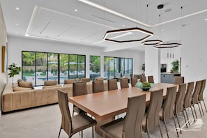 Dining - 9BR Opulent Villa Emerald (North Miami Beach)
