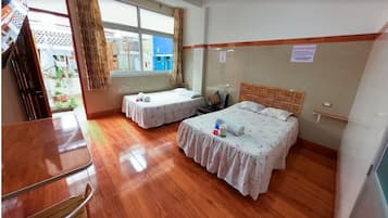 Chambre, 2 grands lits
