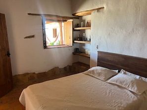 Traditional House | Free WiFi, bed sheets - CASA MORANESI (Caucasia)