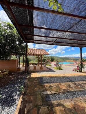 Outdoor pool - CASA MORANESI (Caucasia)