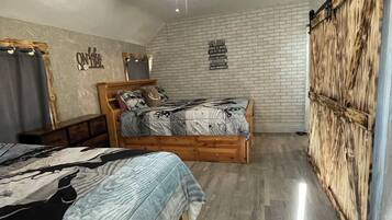 5 habitaciones, escritorio, tabla de planchar con plancha y wifi gratis