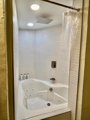 Shower, towels