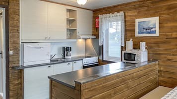Refrigerador, horno, placa de cocina, lavavajillas