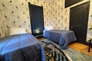 5 bedrooms, iron/ironing board, free WiFi, bed sheets