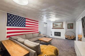 TV - Spacious home with large fenced backyard (Centennial)