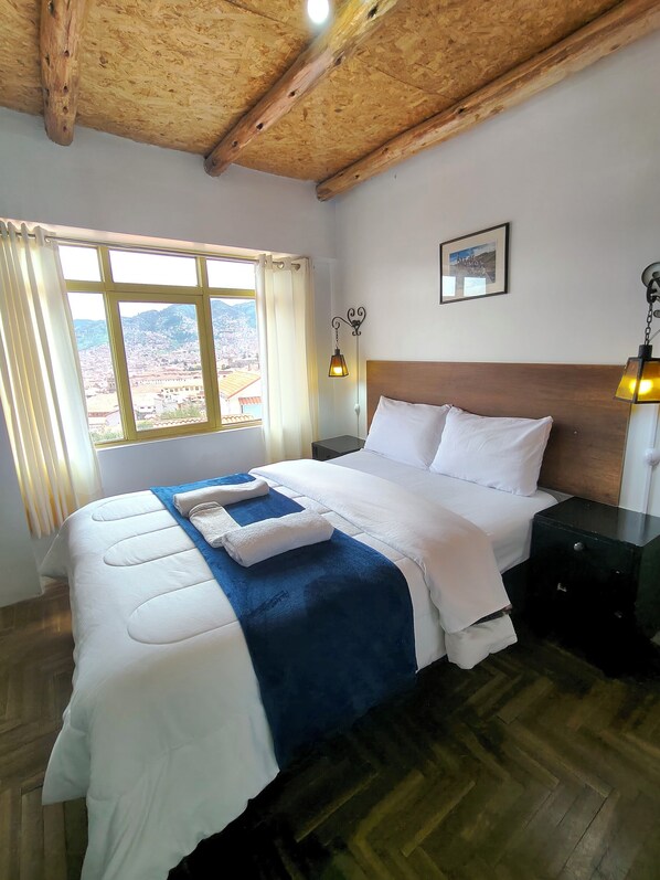 Free WiFi - New Day Cusco (Cusco)