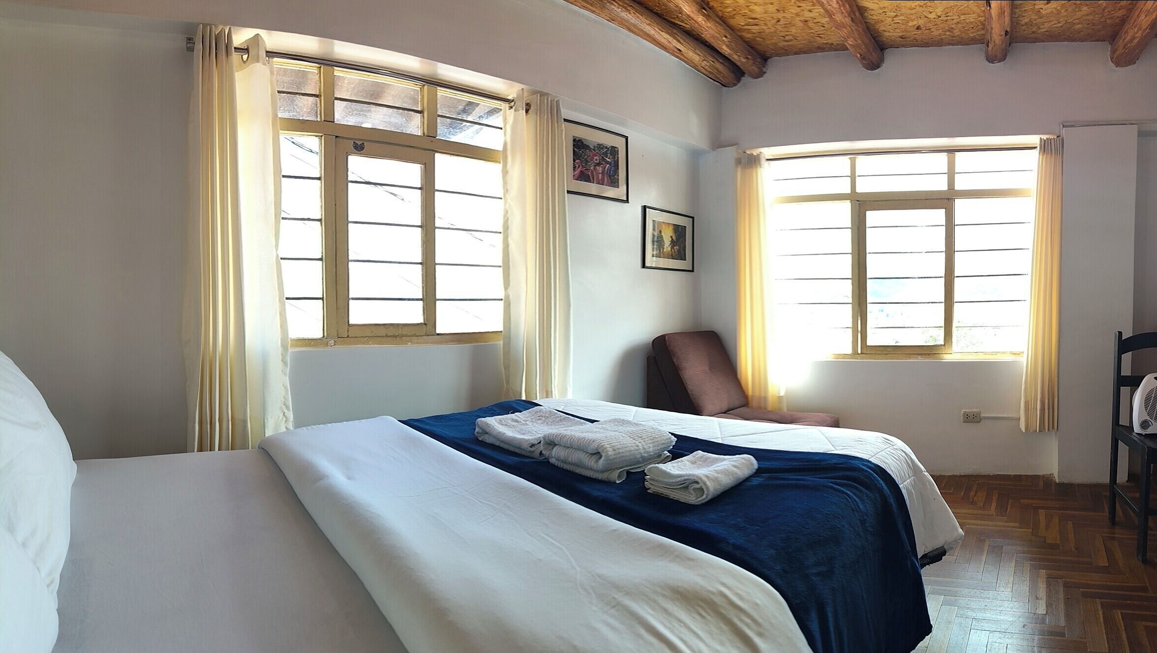 Basic House | Free WiFi