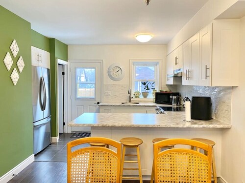 5 min to Falls - Family Holiday Retreat