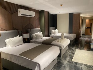 Allergikerbettwaren, Minibar, schallisolierte Zimmer, kostenloses WLAN