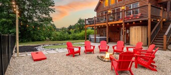 The Lone Star- Hot Tub, AC, Pool Table