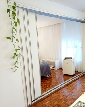 Interior - Temporary Apart. Excellent location in the historic center of Cordoba! One bedroom (Córdoba)