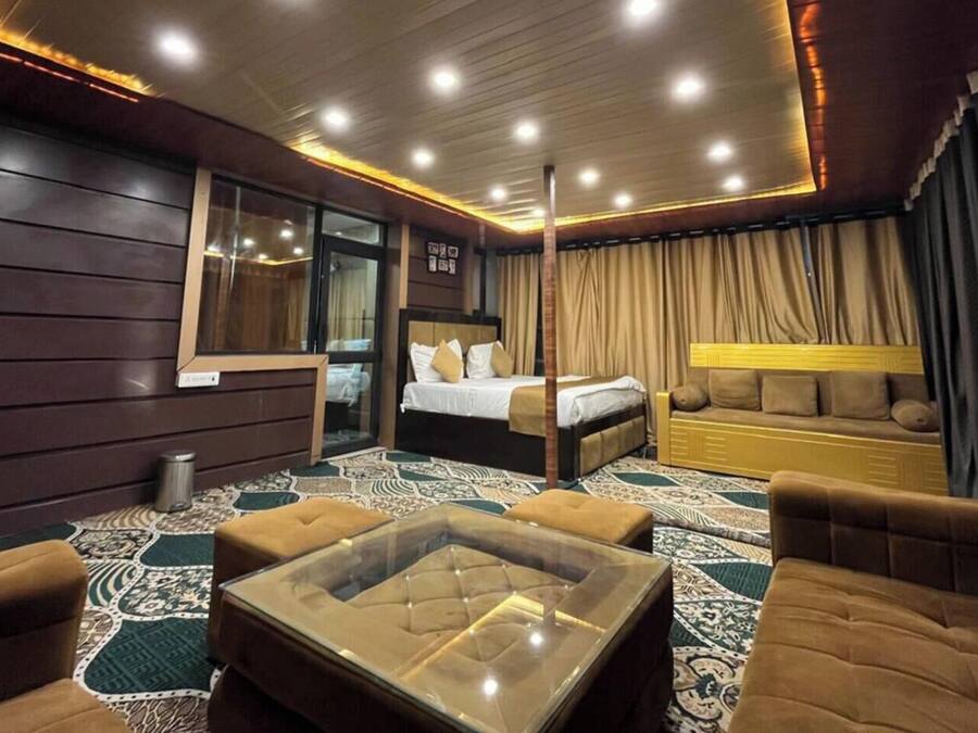 32-inch LED TV with digital channels