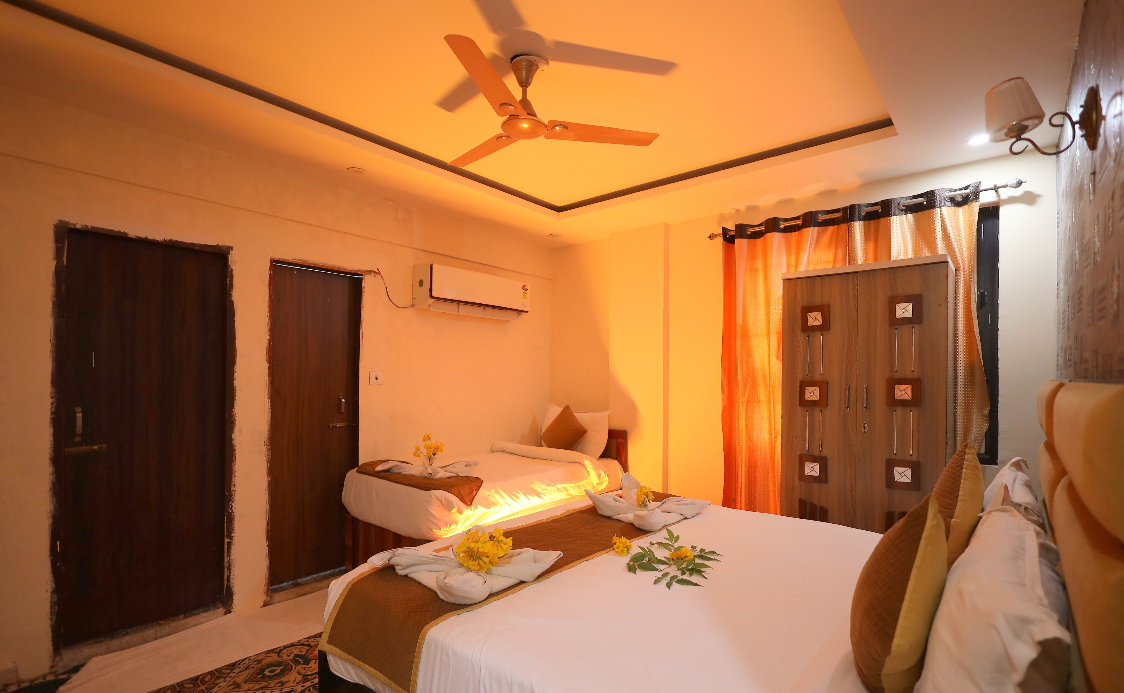 Executive Room, Multiple Beds | Premium bedding, individually furnished, iron/ironing board, free WiFi