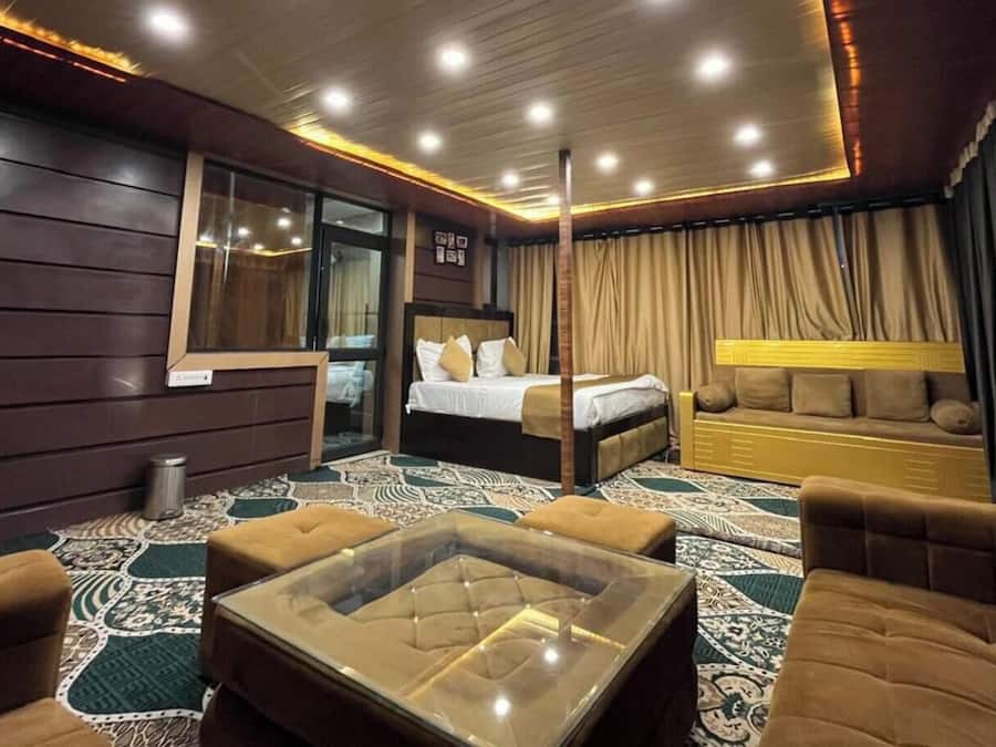 Maharaja Suite 10 Pax | Premium bedding, in-room safe, individually furnished