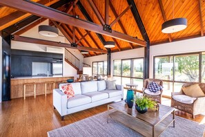 TV, fireplace, stereo - Top House - unrivalled views and privacy (Russell)