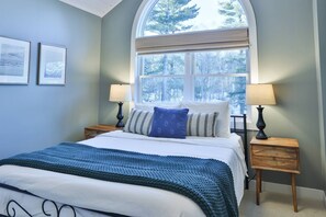 6 Schlafzimmer, Bügeleisen/Bügelbrett, Reisekinderbett, WLAN