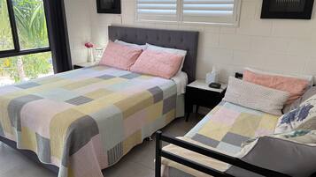 2 bedrooms, iron/ironing board, travel cot, free WiFi