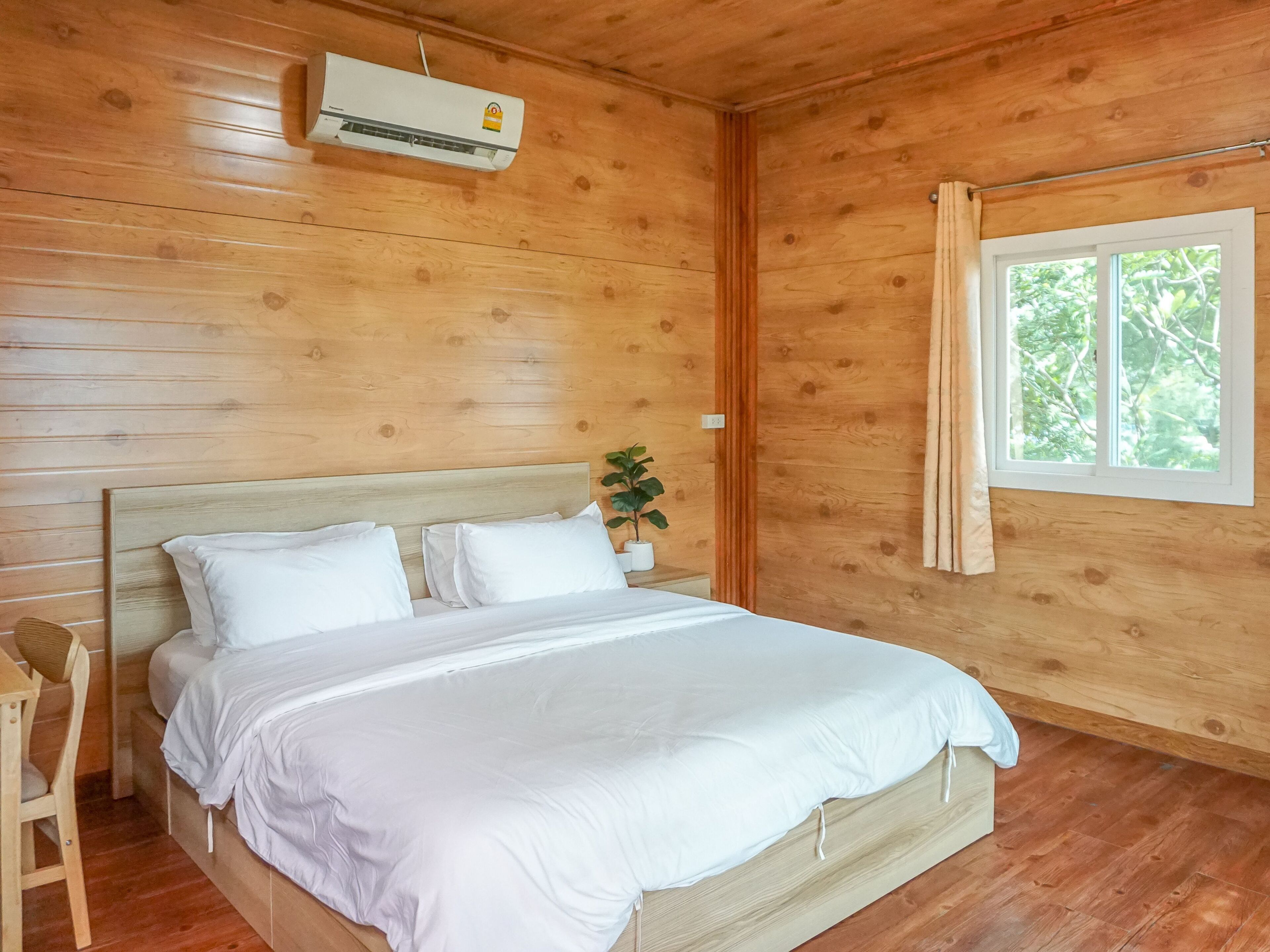 Cottage Room | Bed sheets