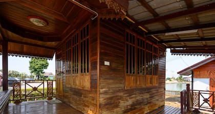 Beung Sampathuan Nakornchaisri Resort