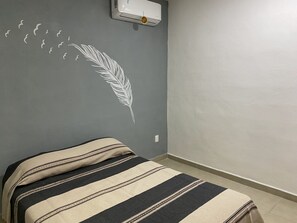 2 多间卧室、WiFi、床单