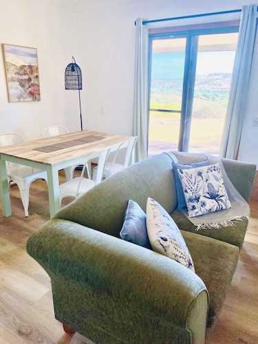 Hilltop Country Cottage