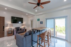 Smart-TV, Stereoanlage