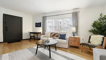 Smart-TV og stereoanlegg