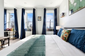 3 bedrooms, desk, iron/ironing board, free WiFi