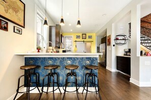 Interior - ★ HostWise Stays ★ Family Friendly, Great Area, Artist Abode! (Pittsburgh)