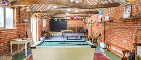 Cottage | Interior