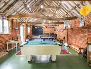 Cottage | Interior