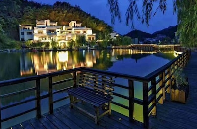 Silu Hezhuang