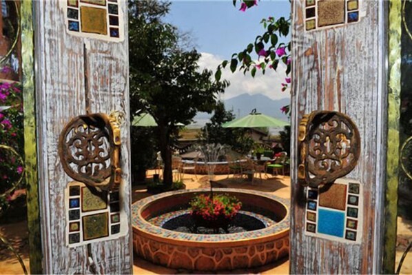 Garden - Yiren Waterfront Holiday Courtyard (Yulong)