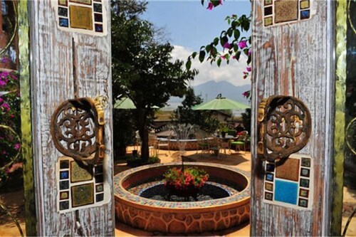 Yiren Waterfront Holiday Courtyard